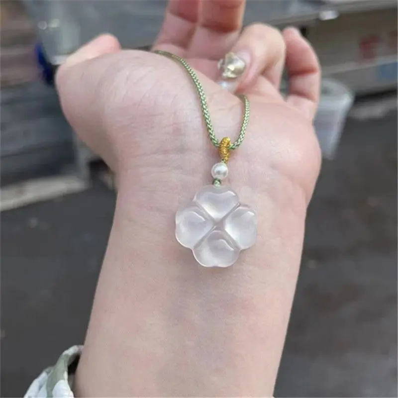 Jade Marrow Clover Pendant for Women's Popular Jewelry with Versatile Temperament and Versatile Style