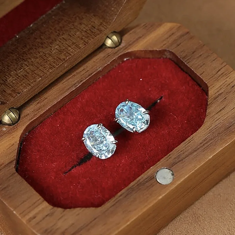 Xiaoyan 100% S925 pure silver imported high carbon diamond 6 * 8mm sea blue treasure zircon earrings exquisite jewelry