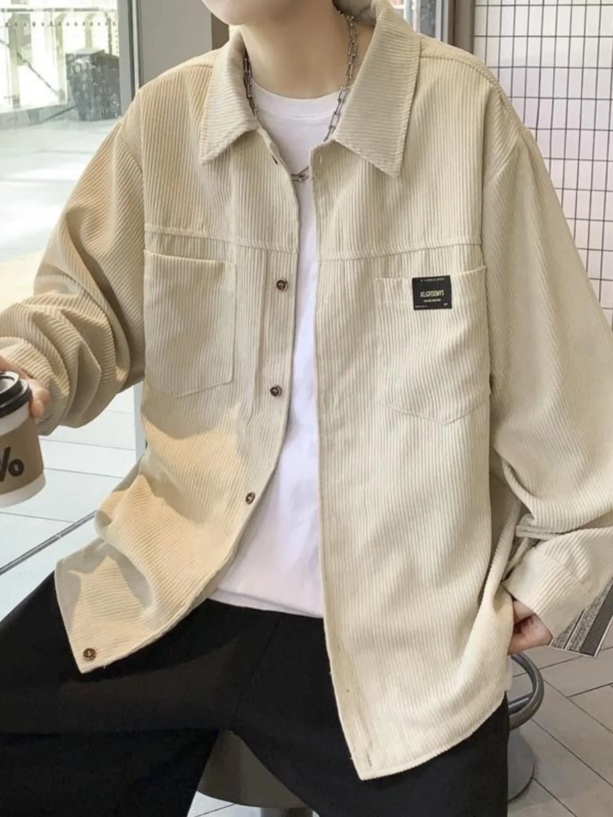 

Мужская вельветовая удлиненная куртка свободного кроя в гонконгском стиле, осенняя верхняя одежда, повседневная универсальная, удобная мужская одежда