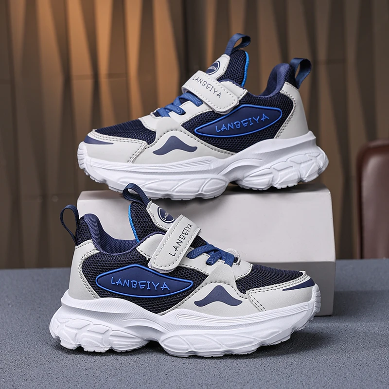 

Kids Sneakers Mesh Outdoor Sports Flat Lightweight Soft Sole Trendy Running Shoes School Student Training Tennis Shoes for Man