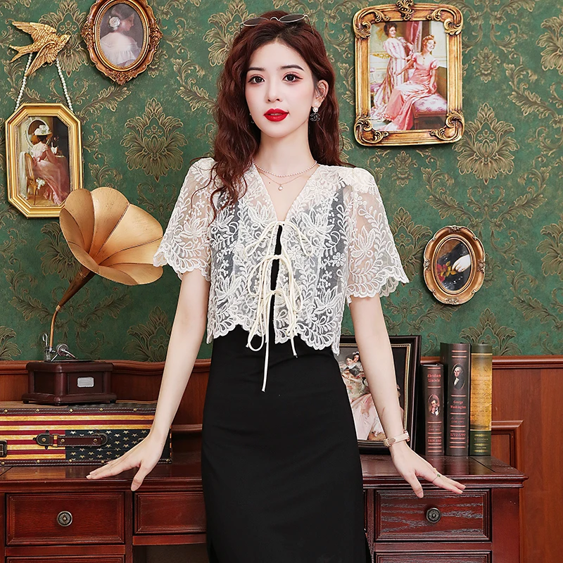 Summer Fashion New Short Sleeve V-Neck Women Shirt Casual Lace Shirt Blouse Women Tops  Blusas Mujer De Moda 2024 Verano J635