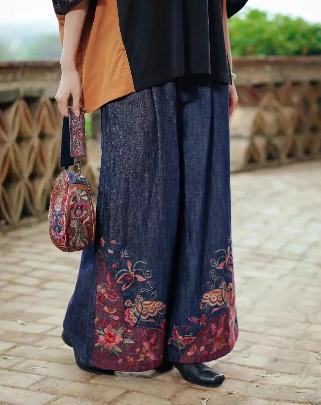 

Vintage Women's jeans national style embroidery Wide-legged pants elastic waist Denim hemp casual loose woman clothes