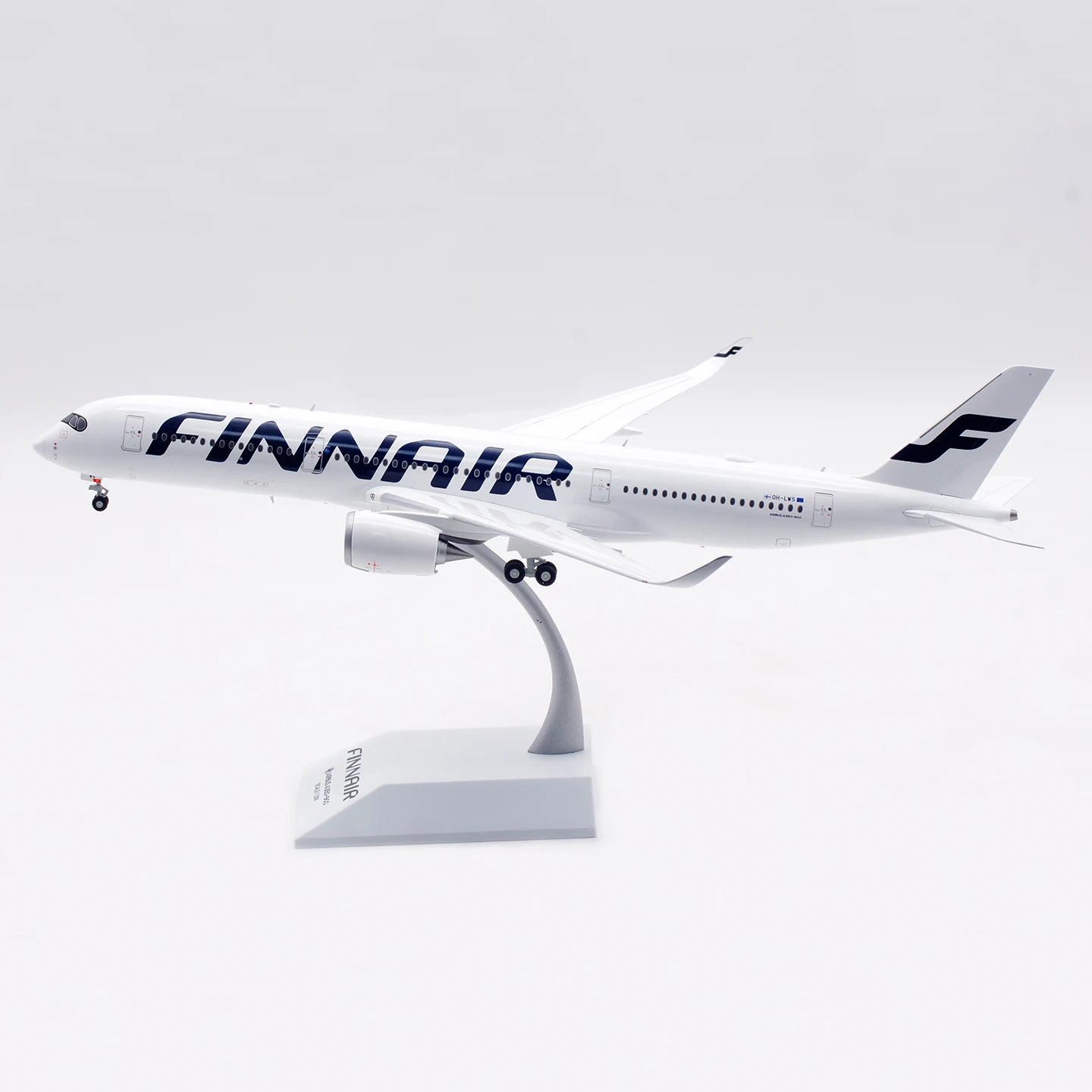 XX20410 Alloy Collectible Plane Gift JC Wings 1:200 Finnair Airbus A350-900XWB Diecast Aircraft Jet Model OH-LWS With Stand