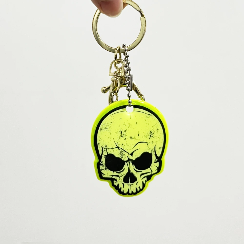 Lustiger Totenkopf-Anhänger, kreatives, modisches Nachtdekorations-Schlüsselanhänger-Rucksack-Accessoire, kleines Halloween-Geschenk – Detail 4