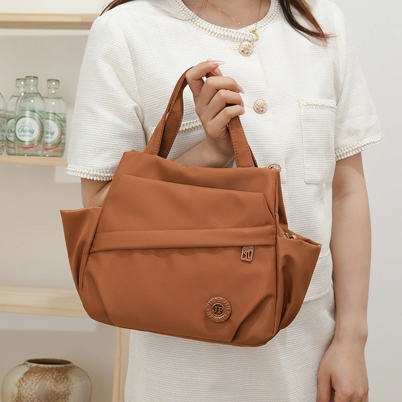 Vintage Nylon Umhängetasche für Damen, Retro-Mode Schulterhandtasche, leichte Handtasche, Trendige Alltags-Pendler-Accessoire – Detail 15