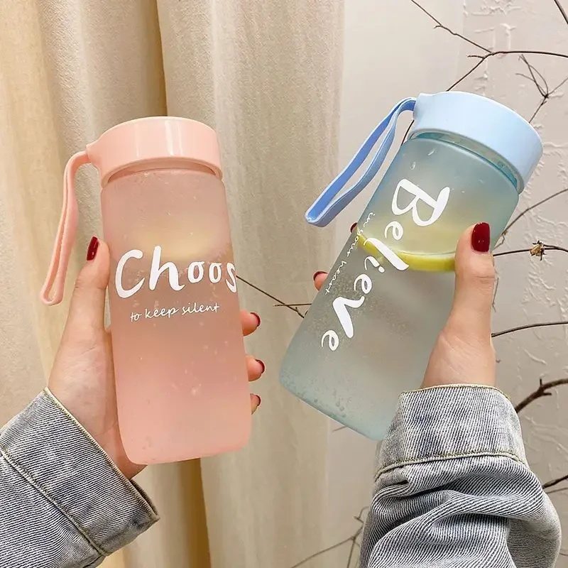 

Plastic Matte Water Cup Outdoor Sports Cold Juice Water Cup Creative Frosted Water Bottle Kitchen Drinkware Couple Mug