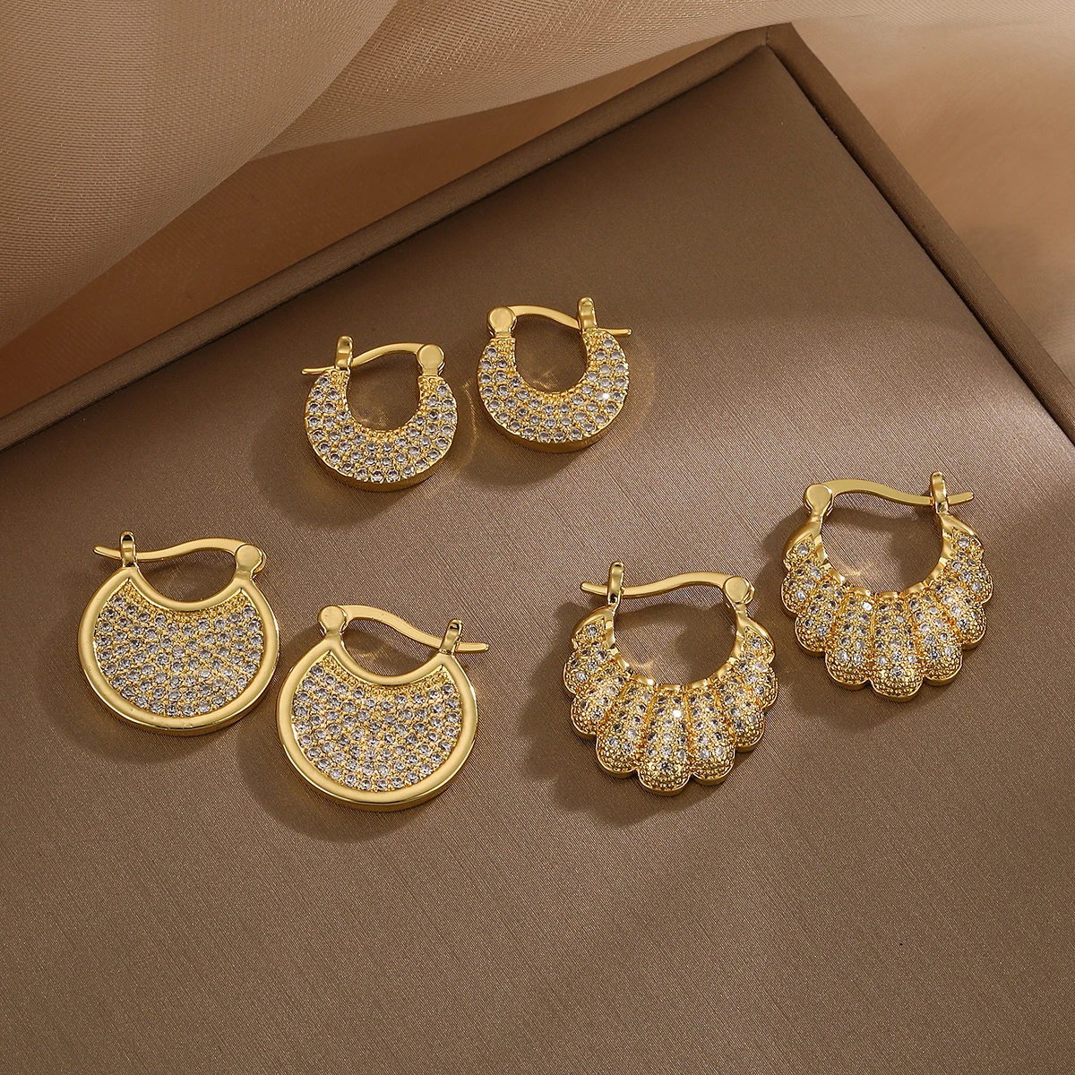 Orecchini a forma di conchiglia con zirconi cubici di lusso leggeri per donna, orecchini a cerchio Vintage OL Party incontri gioielli femminili da sposa