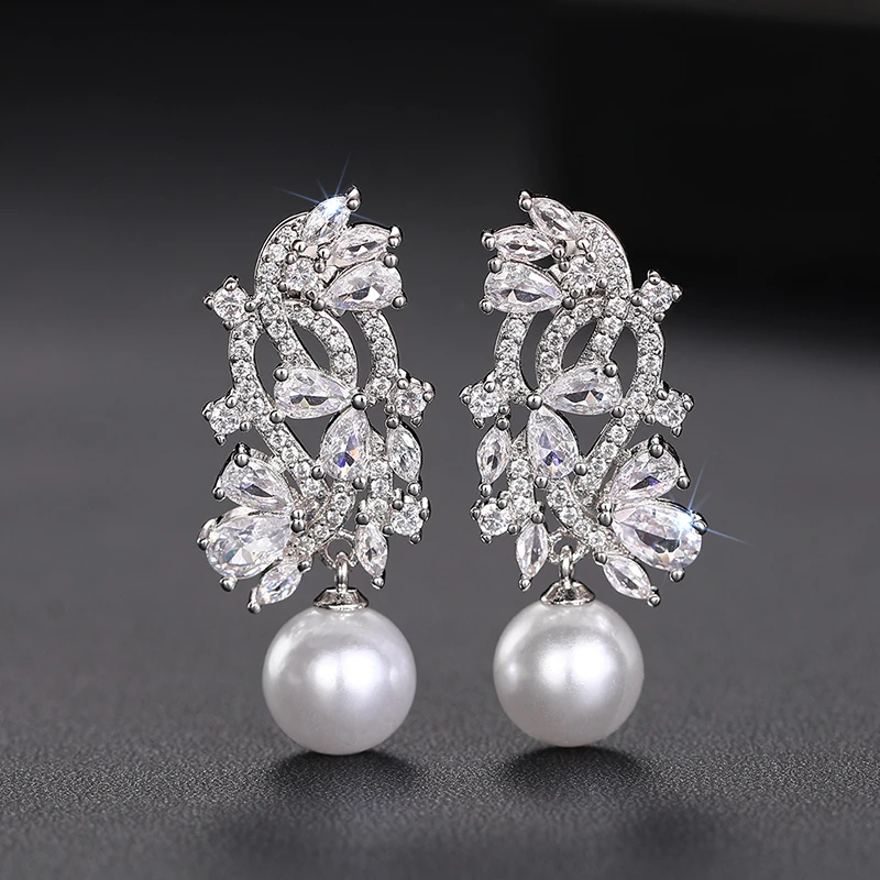 Huitan Elegant Lady Wedding Earrings with Simulated Pearl Graceful Accessories for Engagement Brilliant Zirconia Pendant Jewelry