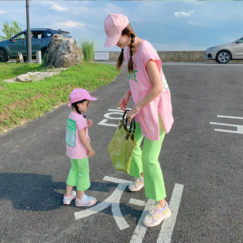 Play With Girl Baby Net Red Rocket Parent-Child Suit Summer Candy Color Printed Vest Flared Pants Set N21108