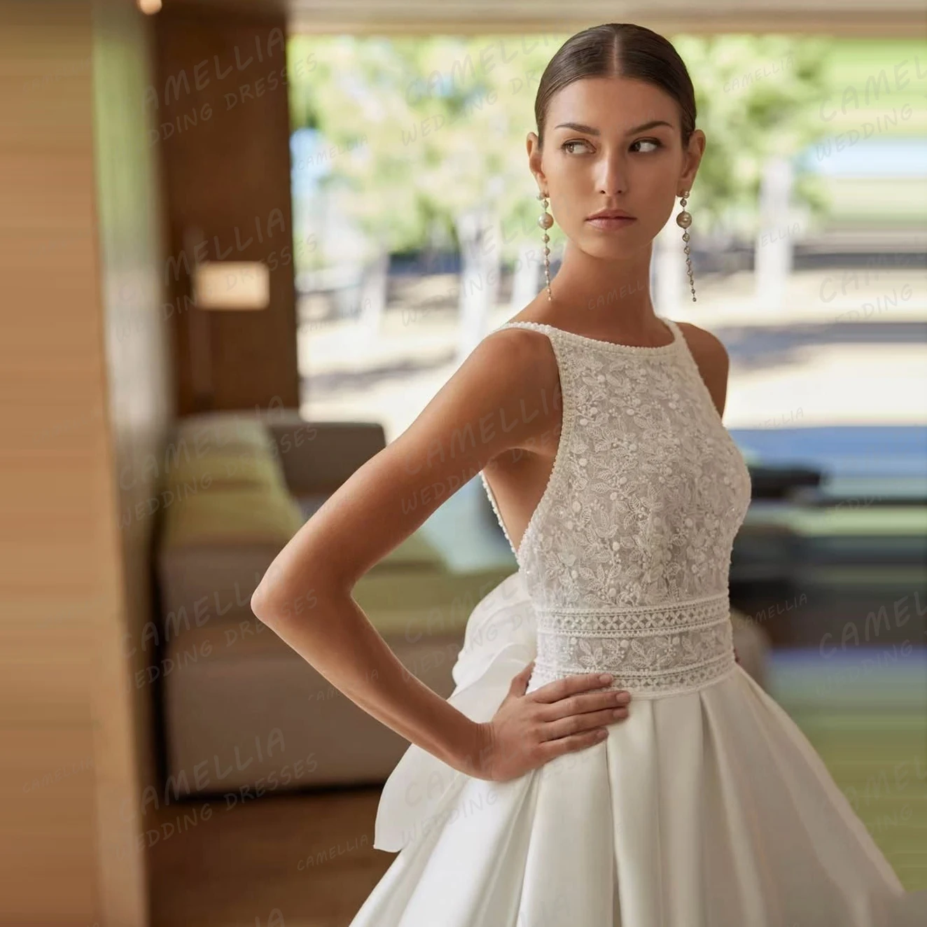 Simple A Line 2025 Wedding Dresses Women's Sexy Sleeveless Satin Bridal Gowns Sweep Train Appliques Vestidos De Novia Customized