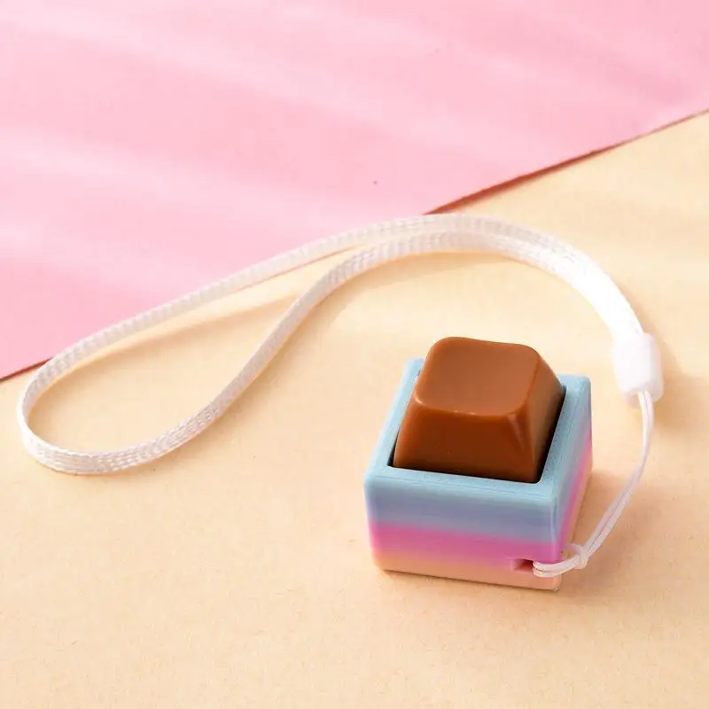 Lebendige Farben, Tastatur-Tasten als Fidget-Spielzeug, angenehmes taktiles Feedback, tragbares Schlüsselband zur Stressbewältigung, ideal für Büro, Schule und den täglichen Gebrauch. – Detail 14