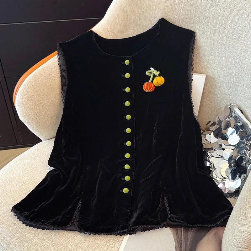 New Chinese Style Velvet Vest Women's Sleeveless Lace Trim Top Autumn 2026 Retro Fashion Outerwear Polyester Fiber Thin Model