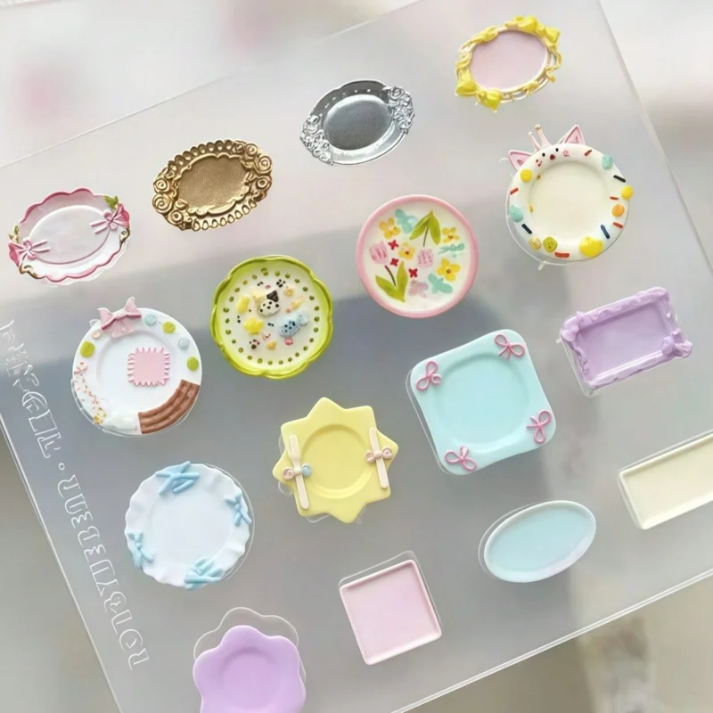 Mini Cute Dessert Silicone Nail Art Mold for DIY Nail Jewelry Essential Kitchen Utensils And Party Supplies Artistic Craft