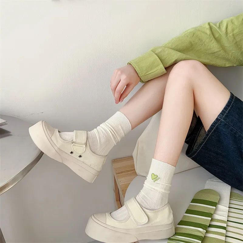 Chic Green Striped Small Fresh Sock JK Socks for Women with Thin Forest Style Middle Tube Pile Design College Style and InsTrend