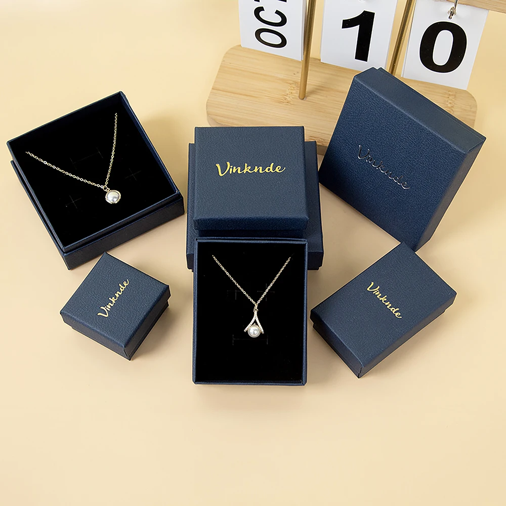 

Роскошная специальная бумажная крышка с логотипом и базовой коробкой, коробки для колец ювелирных изделий с губчатой вставкой для колец, серег, браслетов