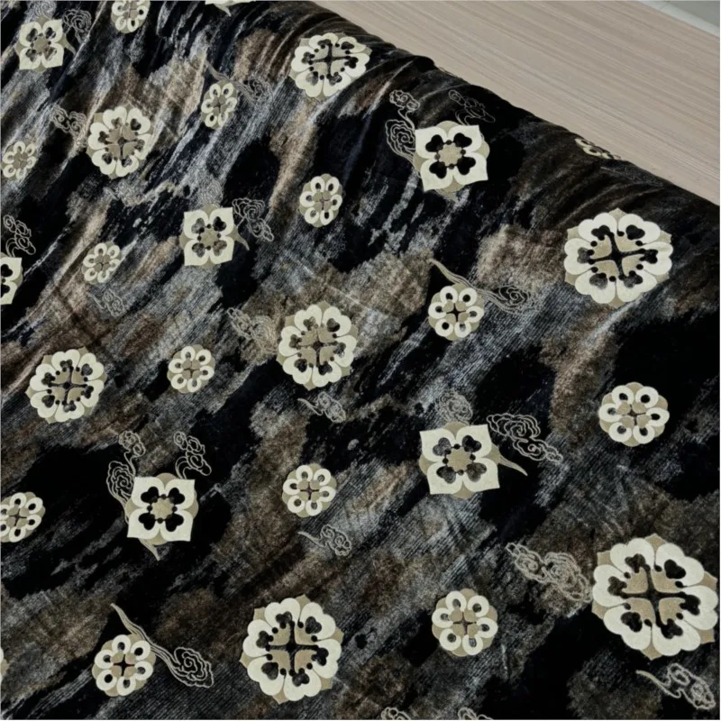 Woven real velvet Qiaoqi embossed and glued silk base treasure flower