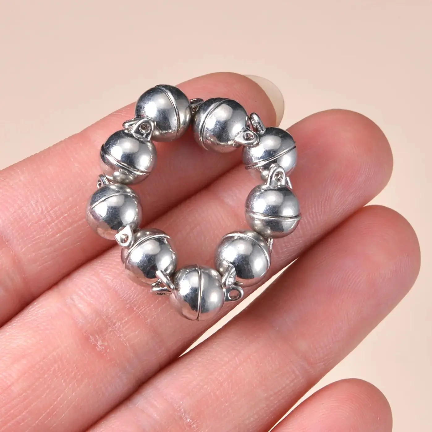 1 Set Round Shaped Magnetic Connected Clasps Ball Beads Charms End Caps for DIY Couple Bracelet Necklacece Keychain Diy Findings