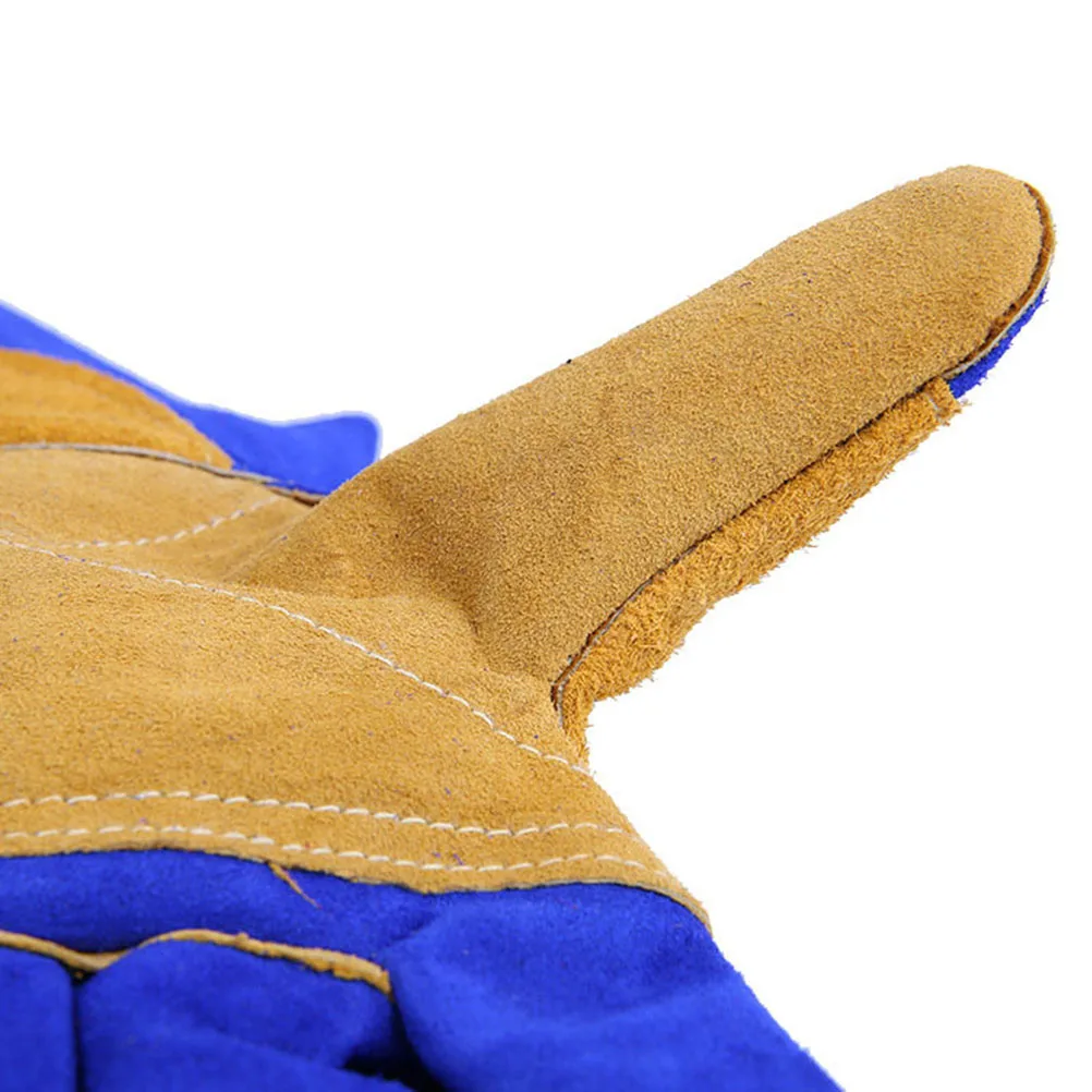 

Pair of Heat Resistant Welding Gloves 2-Layer Long Sleeve Insulated Gloves for Stove Oven Welding(Sapphire and Yellow)