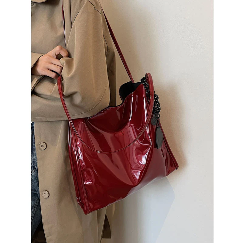 Red Patent Leather Glossy Tote Bag For Ladies Large Capacity Versatile Women\'s Handbags Student Commuting Shoulder Underarm Bags