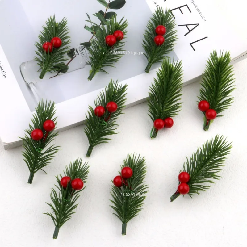 1pcs Christmas Red Berry Pine Cone Holly Branches Artificial Pine Needles Xmas Tree Ornament Home Decoration  Decoration Home