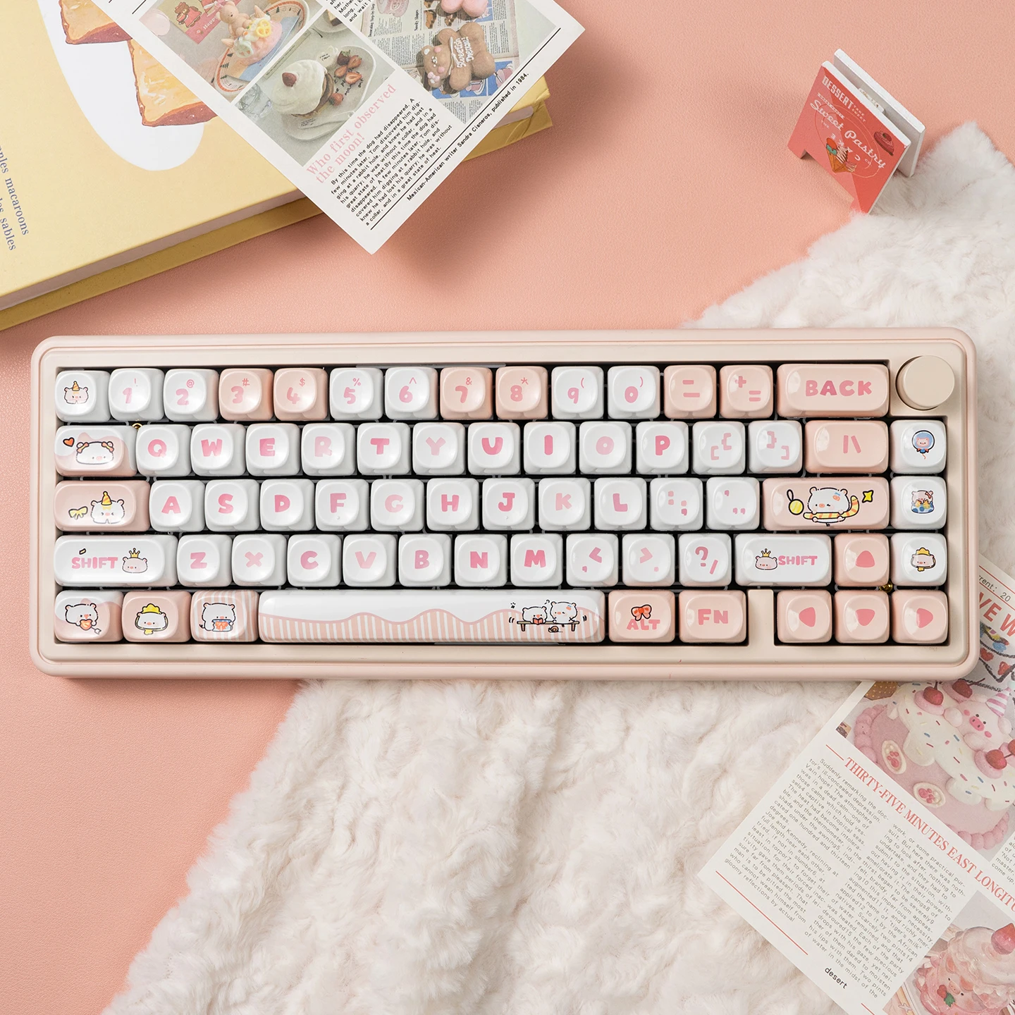 

Party Pig theme bright keycaps MOA Profile Thermal Sublimation PBT Keycaps Cute Keycap For 64/87/104/108 Mechanical keyboard