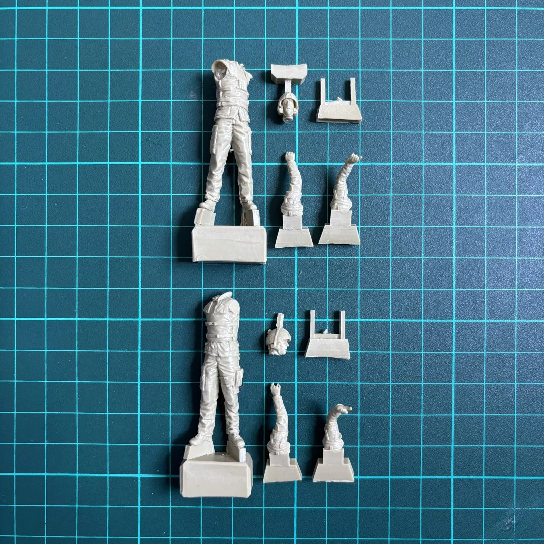 

Комплект неокрашенной модели из смолы 1/35, военная тема, экипаж канадского танка в Афганистане, в разобранном и неокрашенном виде GK