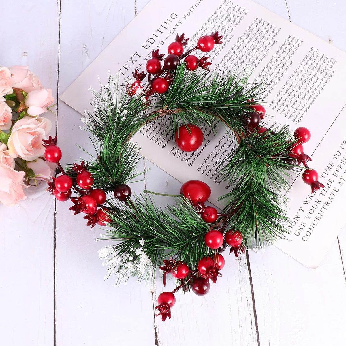 

Hanging Decorations Vibrant Simulated Berry Indoor Garland Front Artificial Wreath