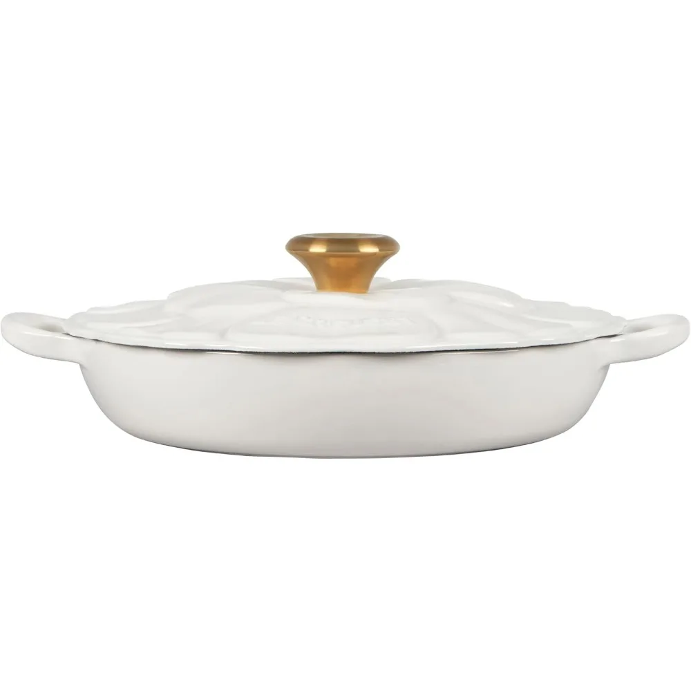 Braiser de pétalos de hierro fundido esmaltado, 2.25qt., Perilla blanca con oro