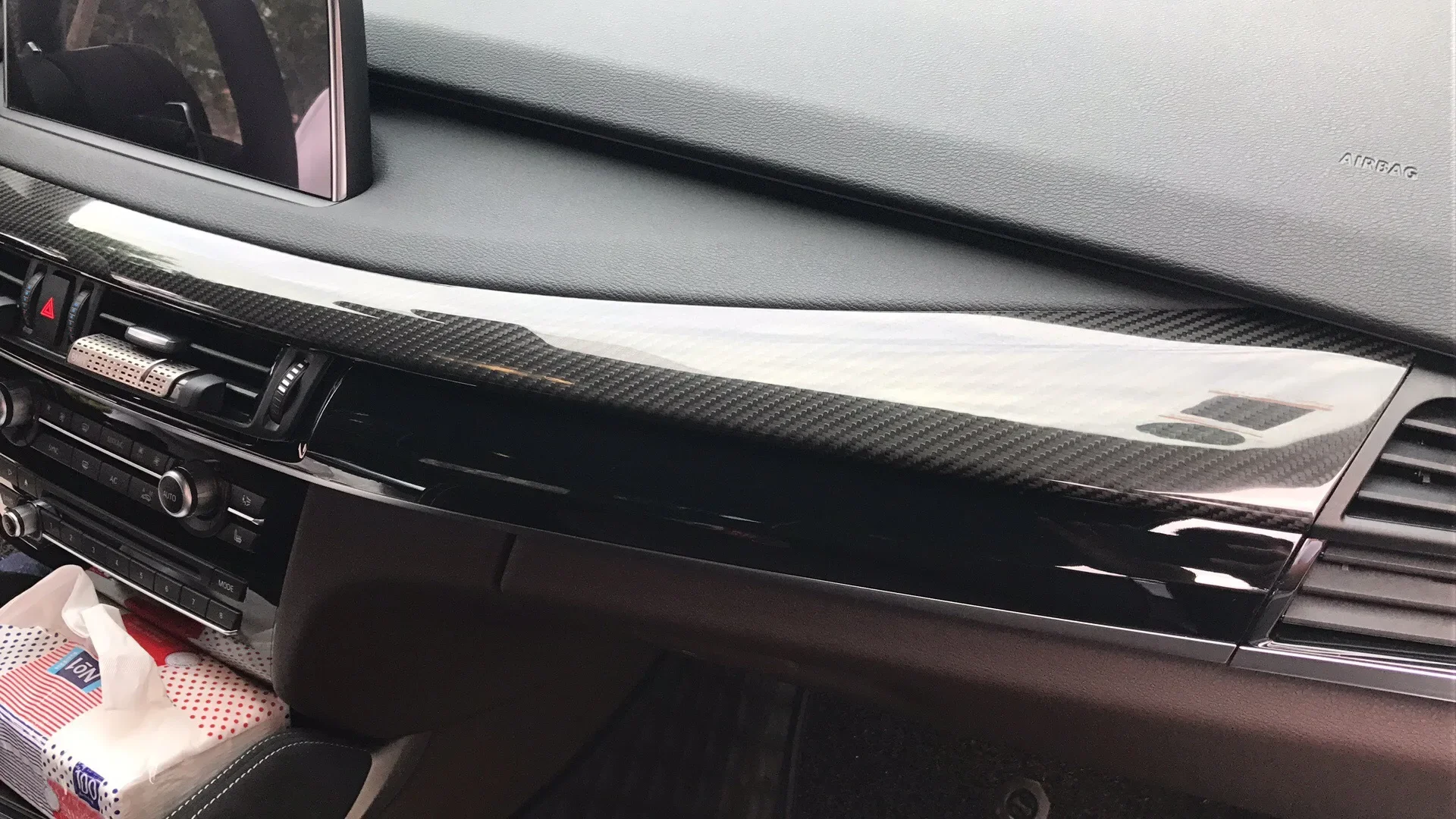 

For BMW new X5 F15 Dry carbon fiber 14-17 interior X5 central control dashboard right long trim cover