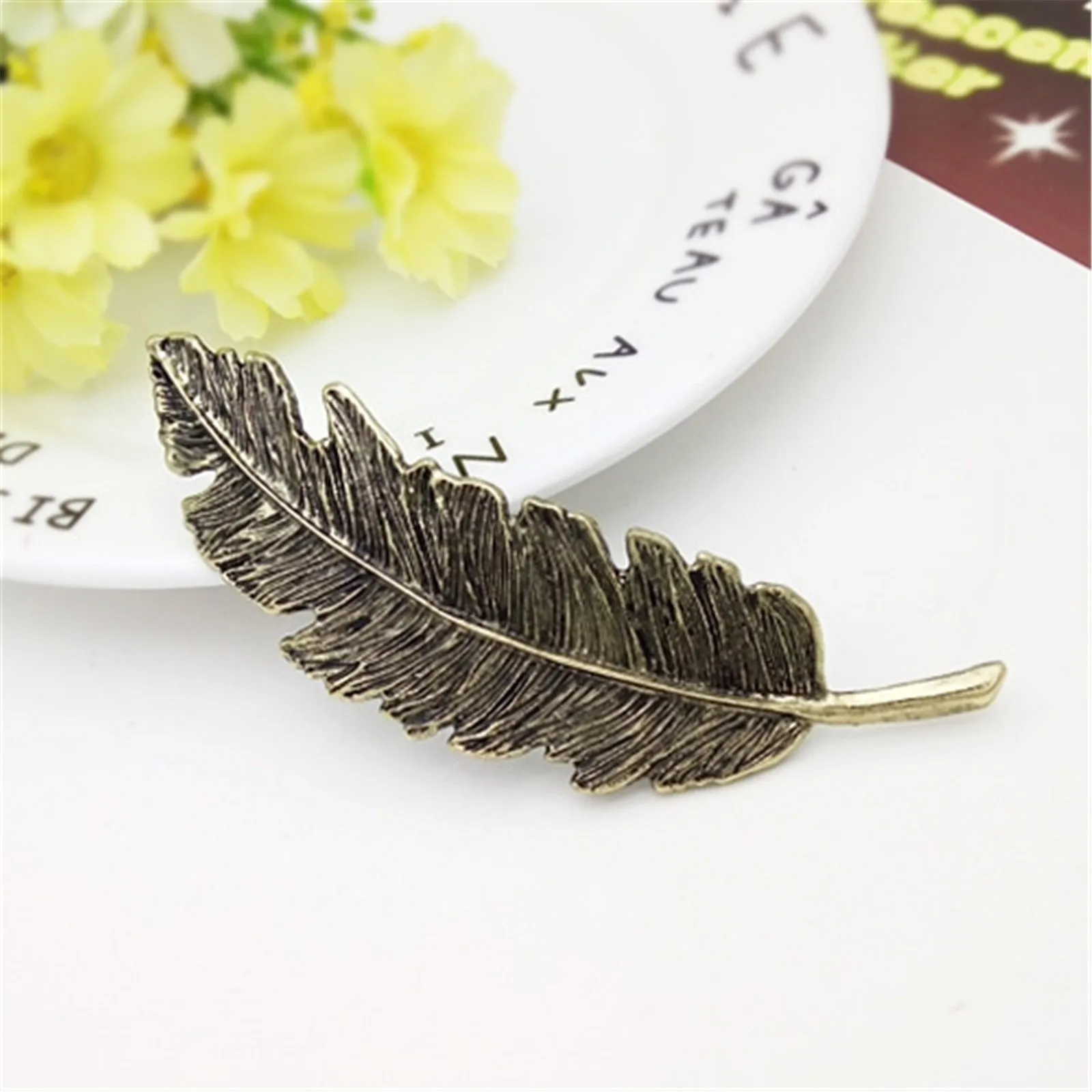 

Womens Hair Clips for Fine Hair Clips Metal Shaped Hair Clips Leaf Hair Hair Leaf Vintage Sectioning Hair Clips for Women
