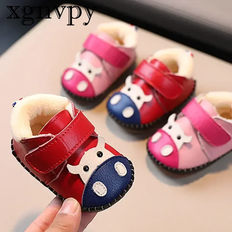 

xgnvpy Autumn and Winter New Toddler Shoes 0-1 Years Old Baby Boys and Girls Soft Sole Plus Cashmere Cotton Shoes Newborn Lacing