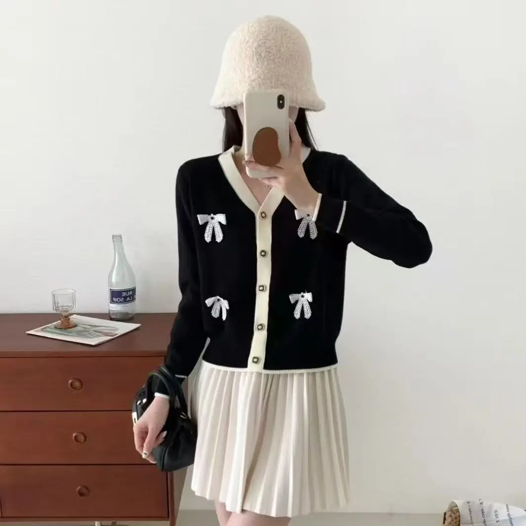 

2025 Bowknot Sweet Cardigan Women Clothing V-neck Long Sleeve Sueter Mujer Casual Vintage Knitted Sweater Coat Korean Pull Femme