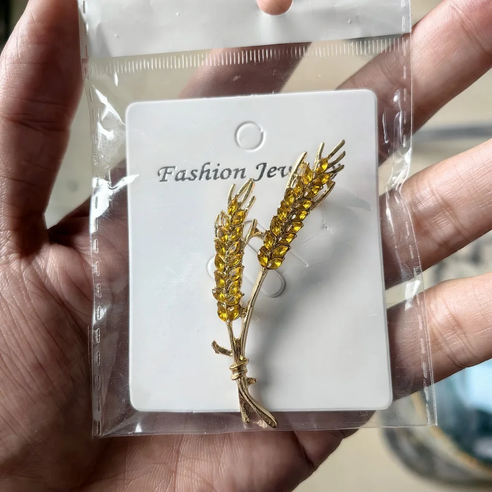 Golden Wheat Spike Metal Brooch Nature Inspired Harvest Pin Rustic Charm Accessory for Jacket Hat Bag Decoration Gift view 2