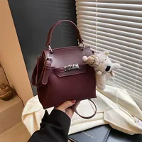 Fashionable Casual Kelly Bag Women's Winter New Retro Minimalist Single Shoulder Bag Small Quality Crossbody Bag