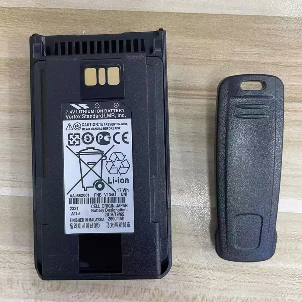 4 ชิ้น 2600 มิลลิแอมป์ชั่วโมงแบตเตอรี่ลิเธียมไอออนสำหรับเวอร์เท็กซ์ EVX261 EVX531 EVX539 VX451 FNB-V134LI วิทยุ