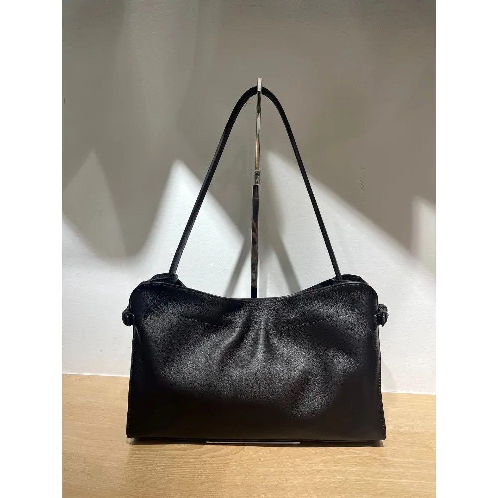 Frosted Cowhide 2026 Early Autumn New Women's Bag Niche Design Shoulder Bag Leather Underarm Texture Unique Fashion Simple