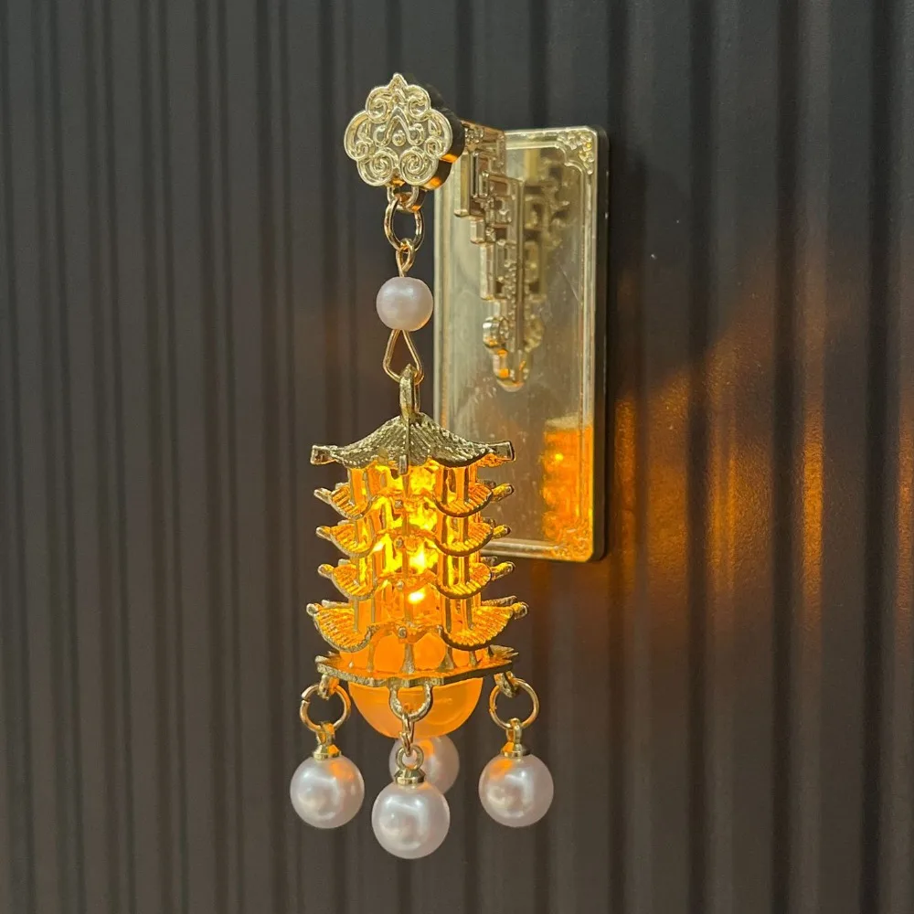 3D Glowing Lantern Fridge Magnet Openwork Design Retro Hanging Lantern Refrigerator Magnet Metal Gold