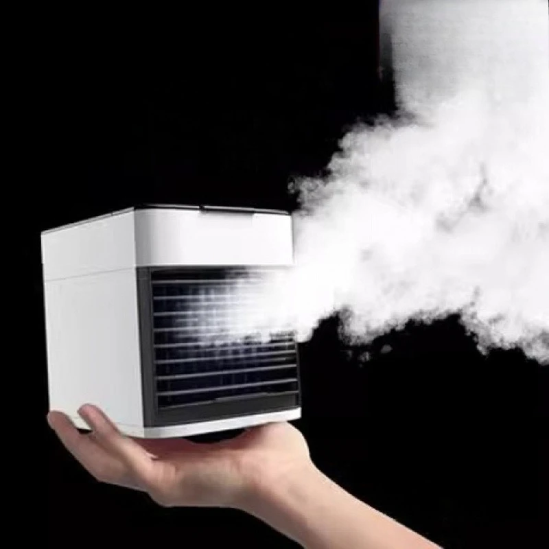 ‌Silent Desktop Air Circulator Fan - 3-Speed Adjustable Office Cooler with Built-in Humidifier for Dormitory Use‌