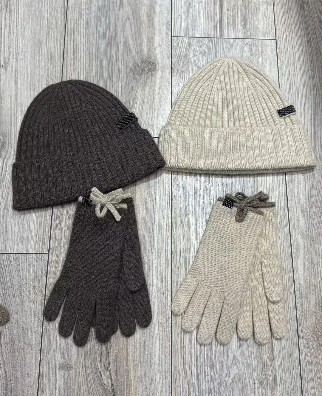 High-Quality, Stylish Cashmere Hat & Gloves – Autumn 2026 New Arrivals (Sold Separately)