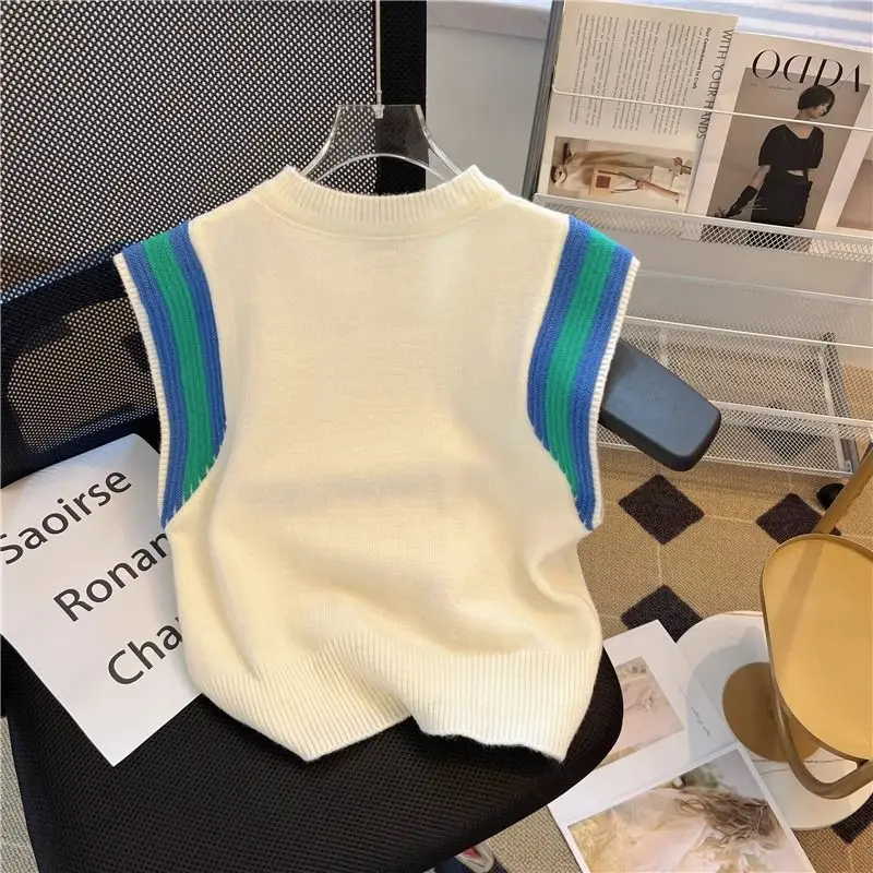 Knitted Waistcoat Women Sweater Sleeveless Design Contrast Color Short Waistcoat Autumn Vintage Waistcoat Slim Fit Sweater Vest