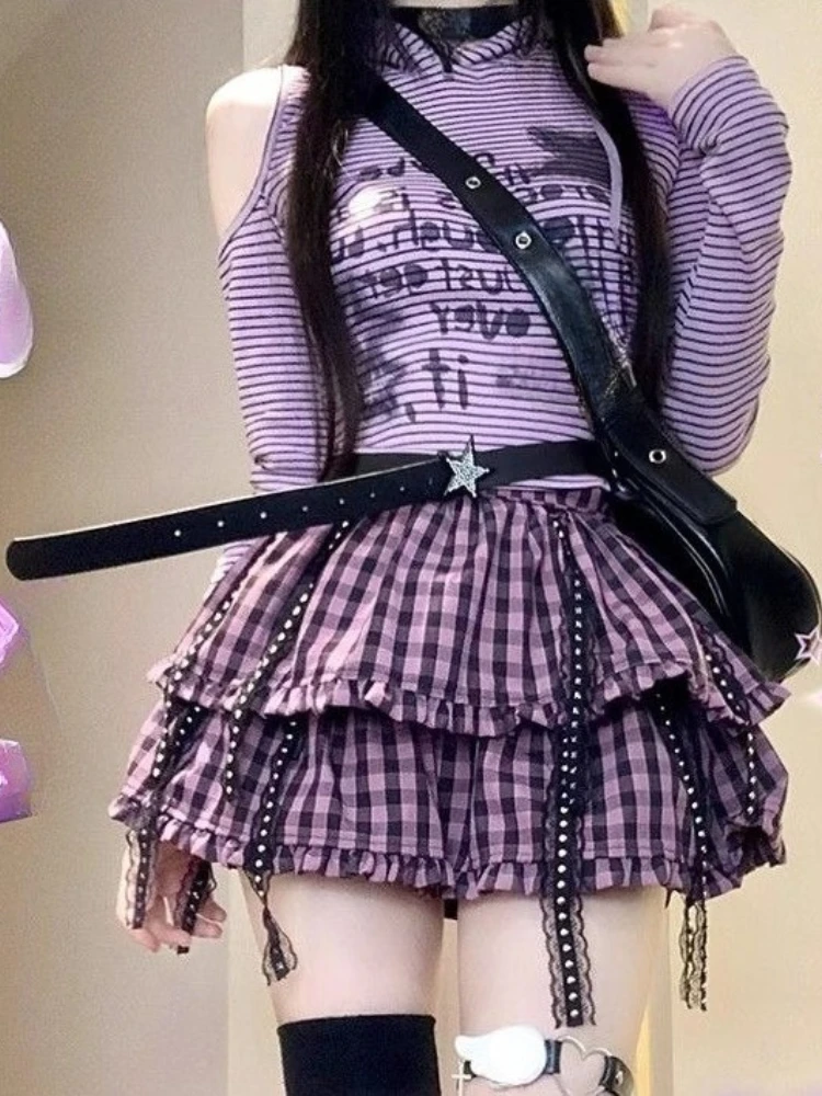 

2000-е годы Милые кавайные полосатые тонкие осенние футболки с длинными рукавами и капюшоном Y2k Повседневные винтажные женские футболки с заниженным рукавом Harajuku Subculture