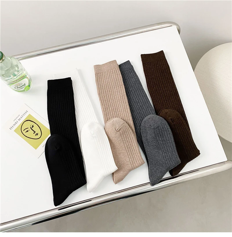 

New Women's Stockings Spring Trends Casual Preppy Style Knee High Socks Female High Quality Solid Color Long Socks Comfy