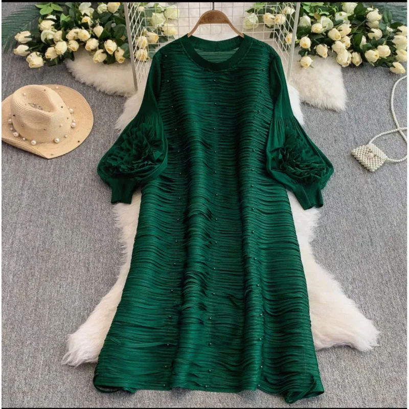 ชุดเดรสพลีทพลัสไซส์ Miyake แฟชั่นพลีทสไตล์แอฟริกันสำหรับผู้หญิง ทรงหลวม ประดับลูกปัด ดีไซน์เรียบง่าย ยาว ยืดได้ เหมาะสำหรับงานพรอม