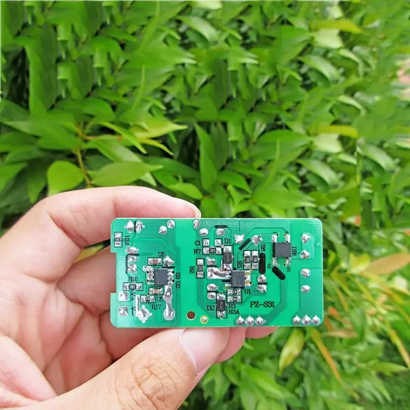 5V 2A Schakelende voedingsmodule LED-luidsprekerbewaking 10W Ingebouwde Power Bare Board