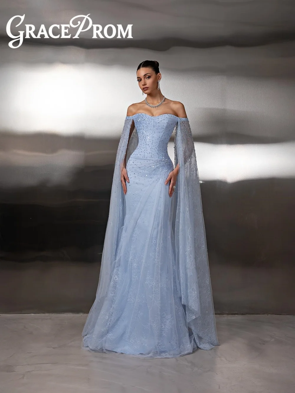 

Сверкающее вечернее платье с открытыми плечами Элегантное вечернее платье из бисера Очаровательная накидка А-силуэта длиной до пола Вечернее платье по индивидуальному заказу