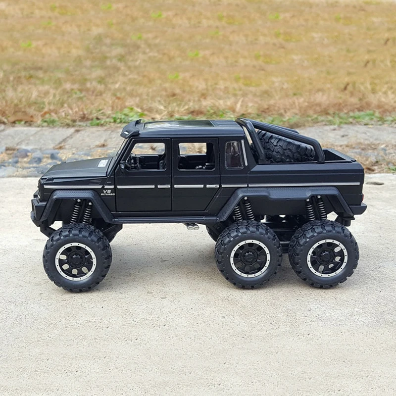 

1:32 Alloy G63 Off-Road SUV Big Tyre Pickup Car Model Diecast Toy Metal Vehicles Simulation Car Kids Gifts