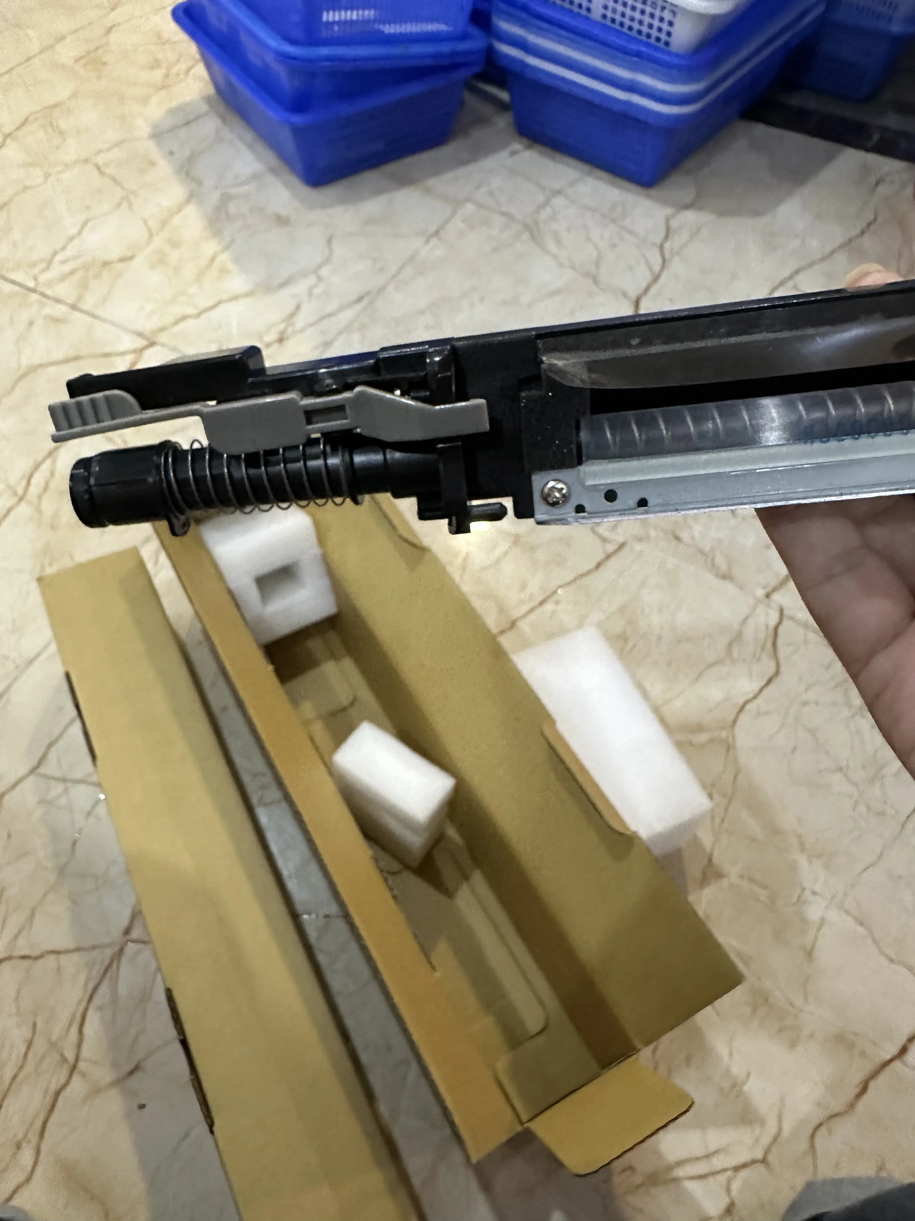 

6LK55463000 Блок очистки ремня переноса в сборе для Toshiba E STUDIO 2000AC 2500AC 2505AC 3005AC 3505AC 4505 Комплект для чистки ITB