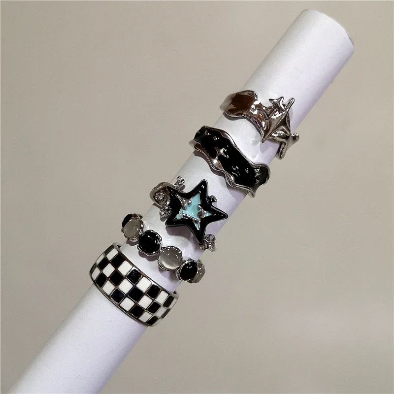 New Kpop Gothic Punk Retro Irregular Geometric Star Heart Ring For Women Girl Aesthetic Grunge Jewelry Y2k 2000s EMO Accessories