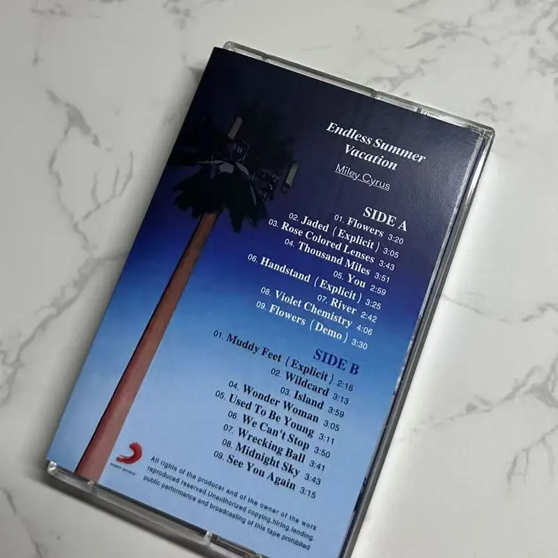Pop Miley Cyrus Music Tape Endless Summer Vacation Album Thousand Miles Cassettes Cosplay Recorder Walkman Car Soundtracks Box