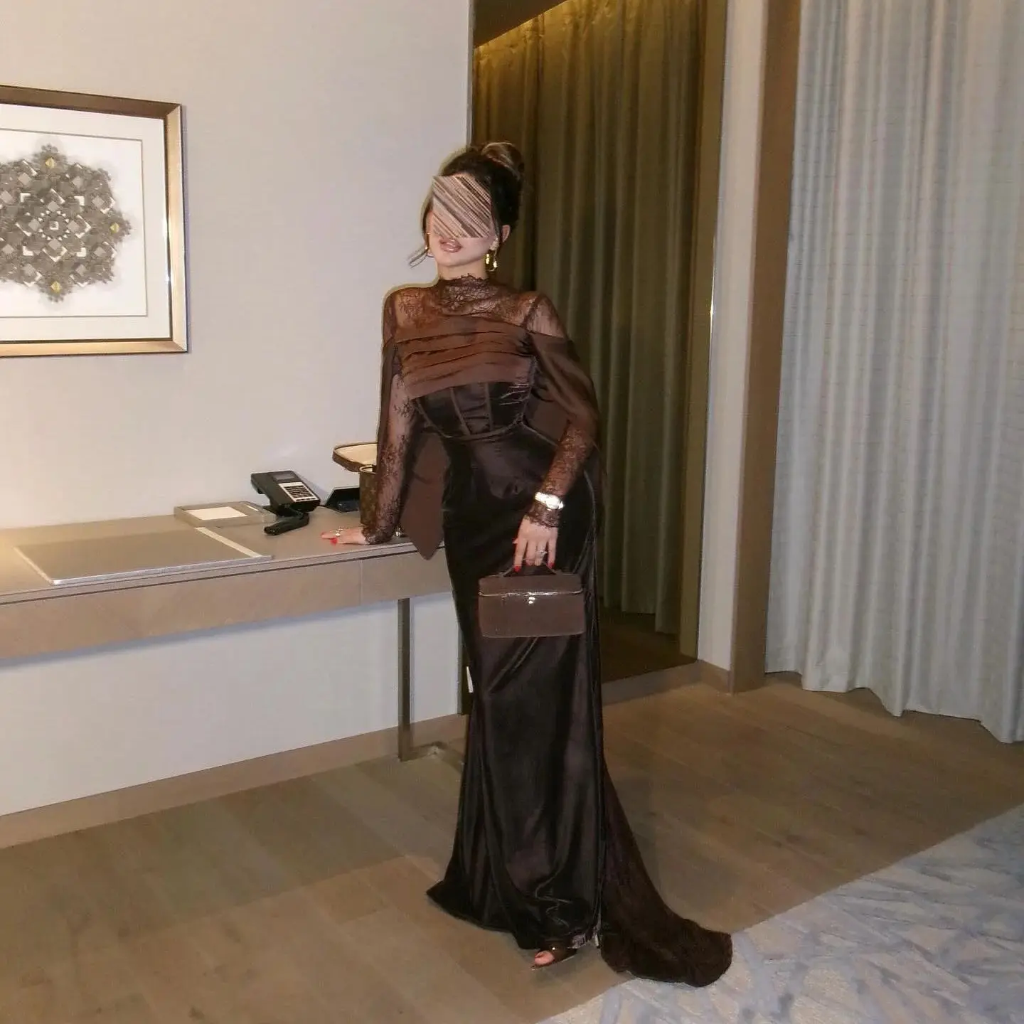 ชุดราตรีทรงเมอร์เมดแบบวินเทจจากซาอุดีอาระเบีย ความยาวกรอมพื้น แขนยาว สำหรับงานเลี้ยงหรืองานพิธีการ สามารถสั่งตัดได้ ปี 2025